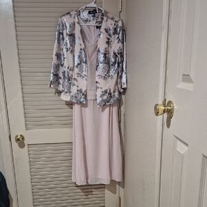 Jessica Howard Floral Dress Set in Pink and Gray